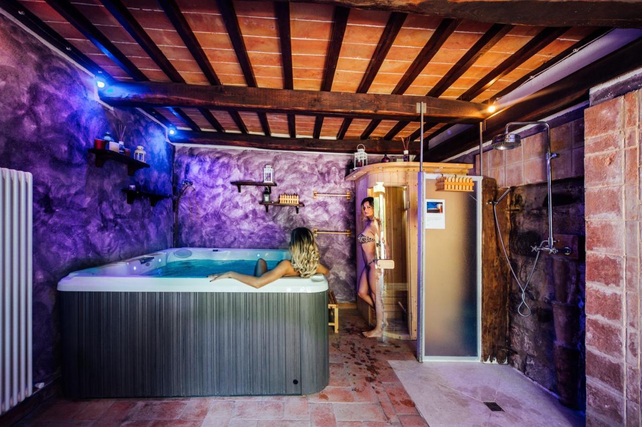 Agriturismo Il Noce Castiglione dʼOrcia Eksteriør bilde